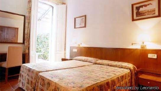 Pazo Almuzara 3* Boboras